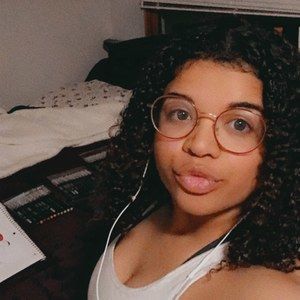 Meet your Posher, Tyana